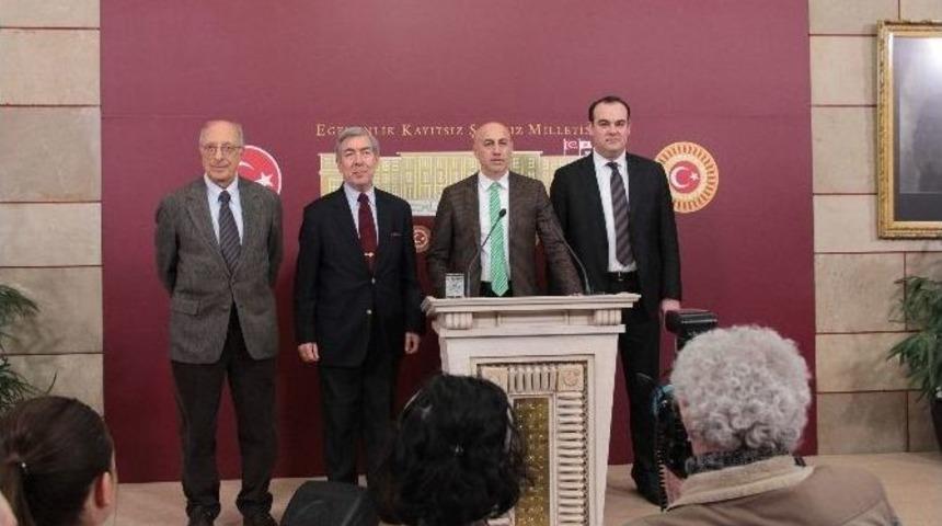 Chp Muhalefet Şerhini Komisyona Sundu