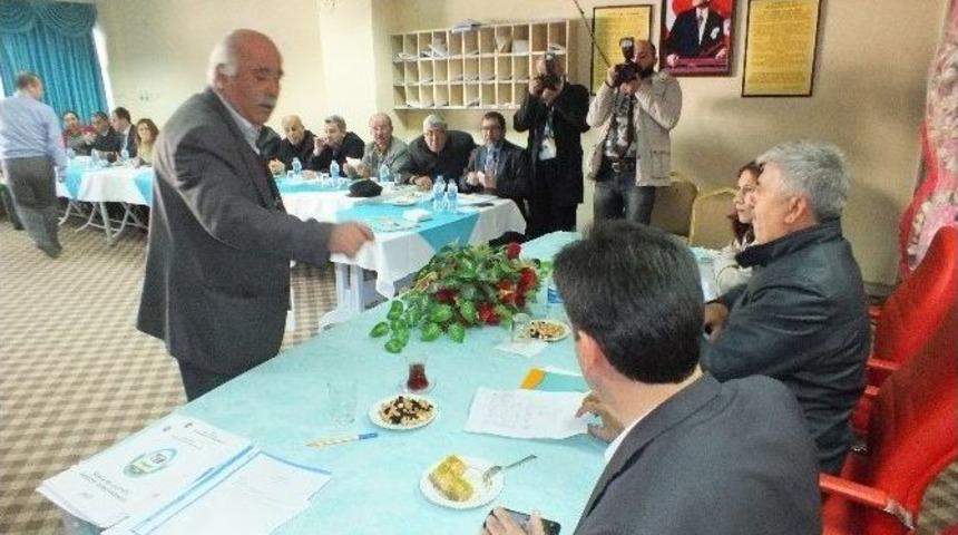 Muhtar, Kayıp Kamyonun Peşini Bırakmıyor