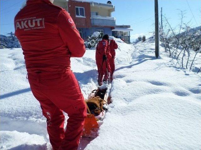 Mahsur Kalan Hastayı Akut Kurtardı