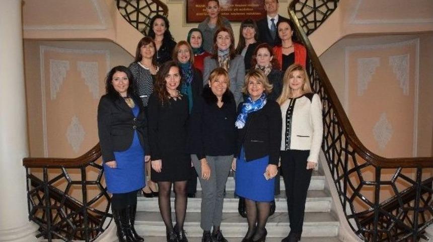 İzmirli Kadın Girişimciler Başkanlarını Se&ccedil;ti