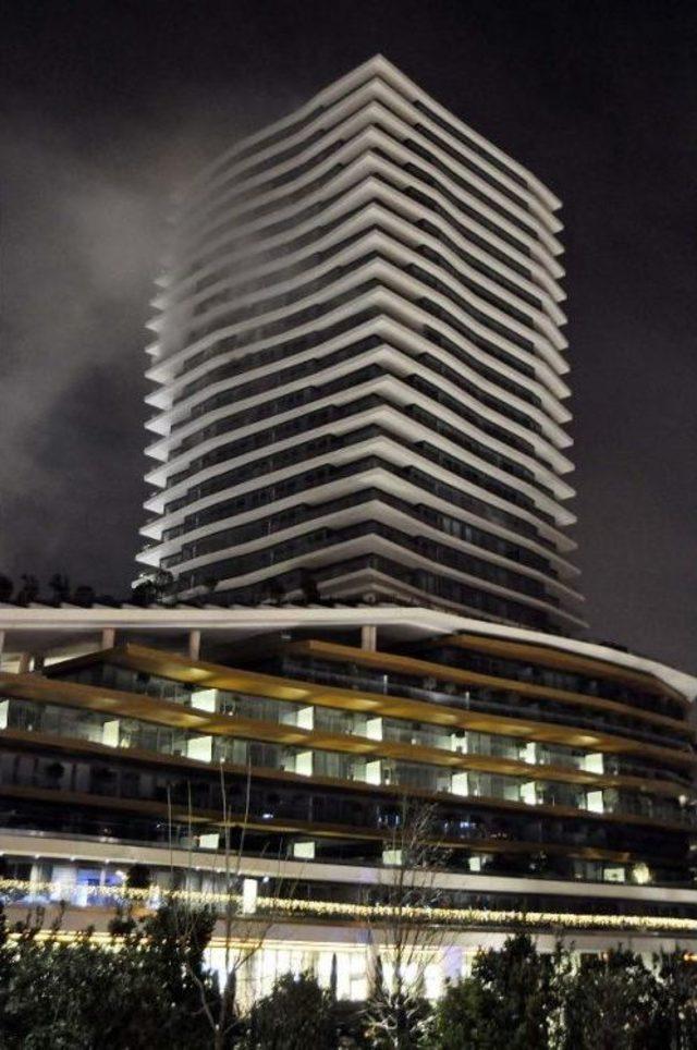 Zorlu Center da Yangın... 1