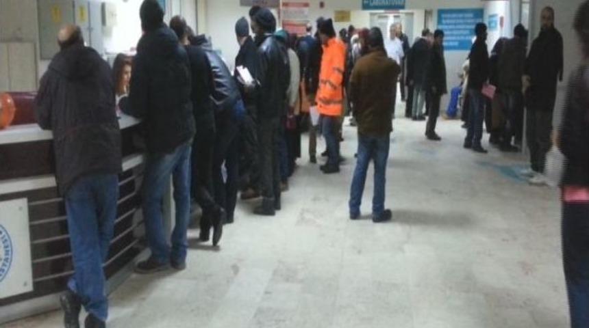 (&ouml;zel Haber) Hastanelerin Acil Servislerinde Kuyruk &Ccedil;ilesi