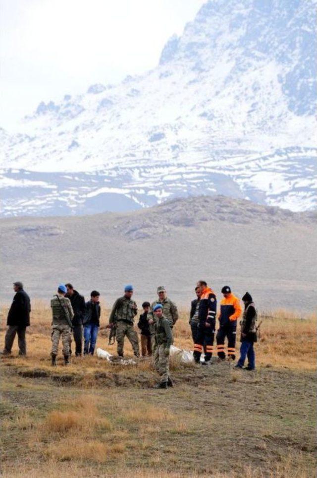 Kayıplar Elden Ele Gezecek; Kayıp Nehir'in Fotoğrafı Da Market Poşetlerinde