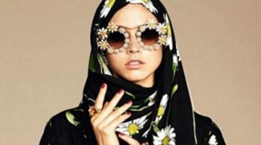  Moda devi tesettüre de el attı