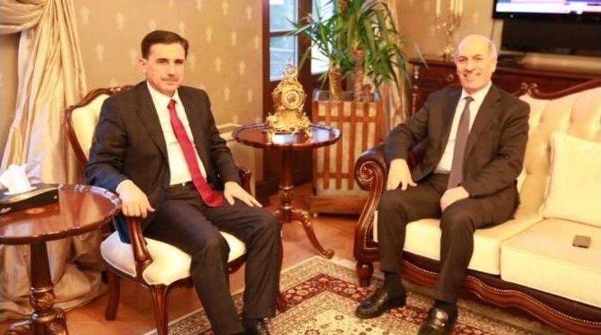 T&uuml;rkiye Gazetesi Yazarı Rahim Er&rsquo;den Vali Topaca&rsquo;ya Nezaket Ziyareti