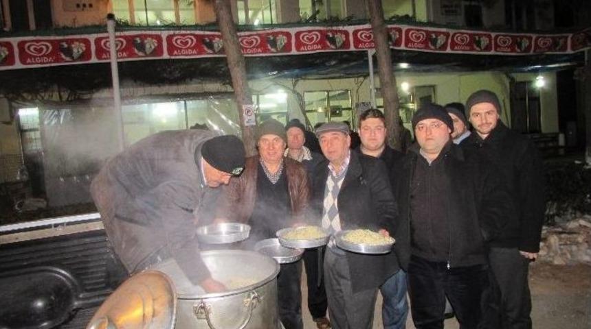 &Ccedil;an&rsquo;da Avcılar Hayır Yemeği D&uuml;zenledi
