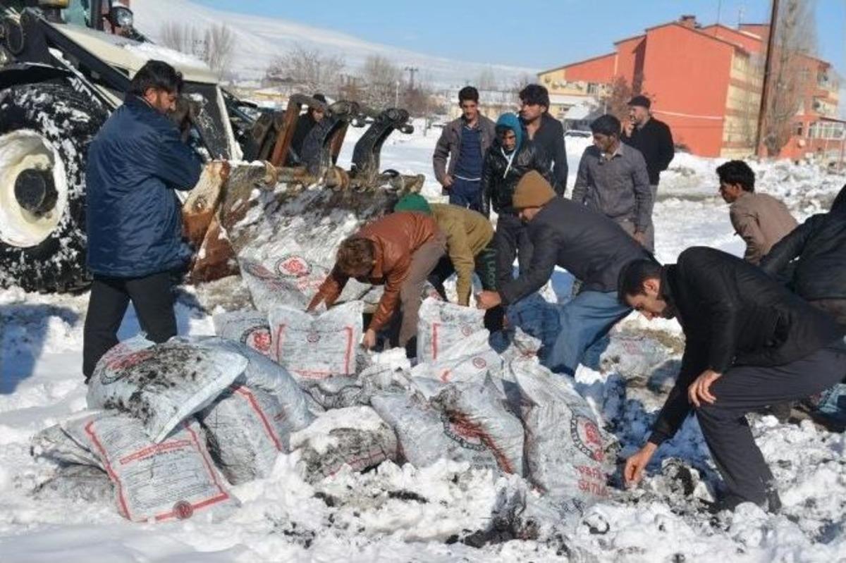 Tatvan Sydv&rsquo;den, Suriyeli Ailelere Yardım Eli