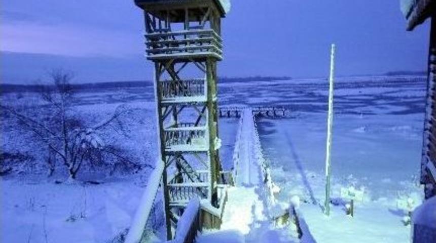 Efteni G&ouml;l&uuml; Buz Tuttu