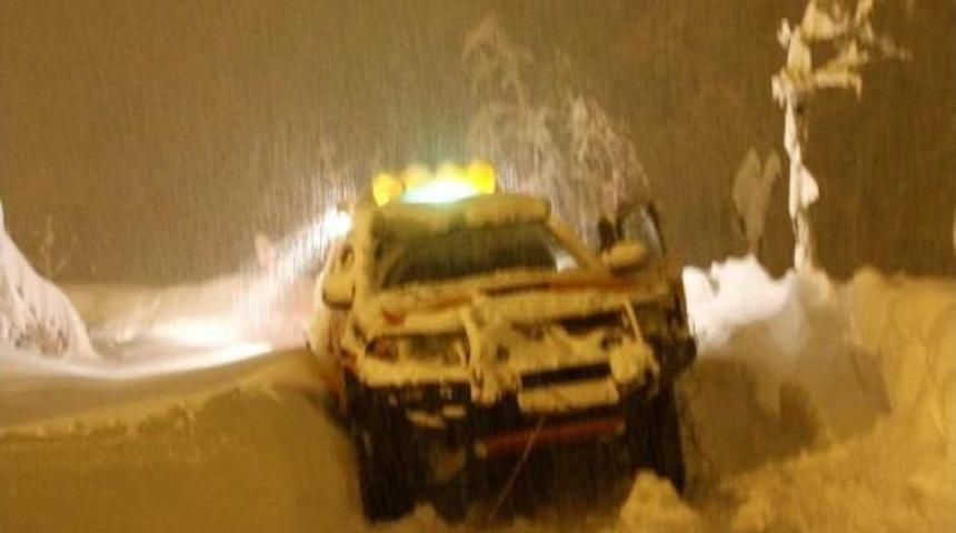 Otomobilde Mahsur Kalan Iki Kardeş 10 Saat Sonra Kurtarıldı