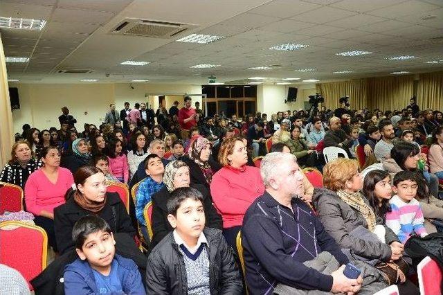 Tiyatro Okulu &Ouml;ğrencileri Sertifikalarını Aldı 1