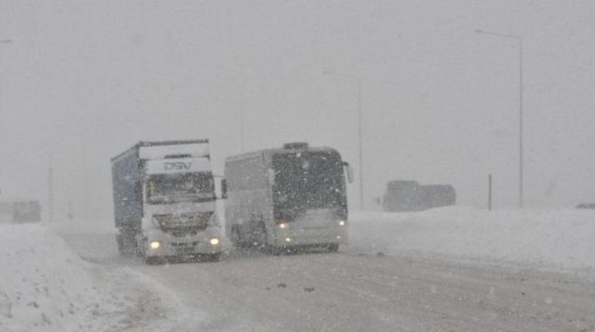 Bolu Dağı Yine Ulaşıma Kapandı