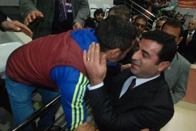 Demirtaş: İktidara Y&uuml;r&uuml;yoruz, Akp nin Telaşı Bundandır 1