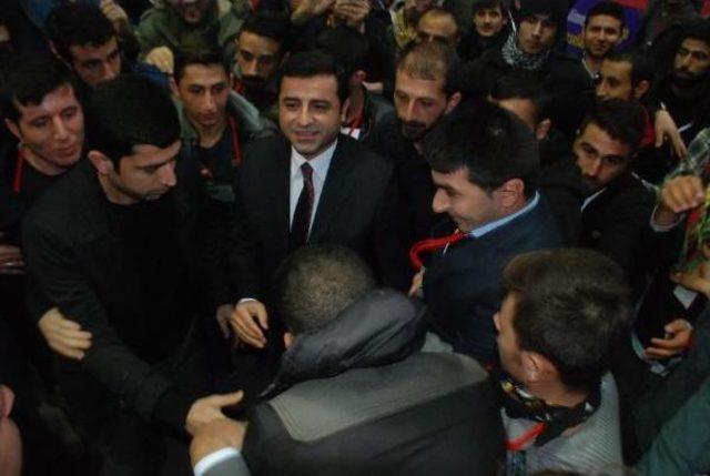 Demirtaş: İktidara Y&uuml;r&uuml;yoruz, Akp nin Telaşı Bundandır 2