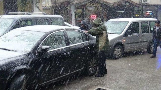 Hatay&rsquo;a 3 Yıl Aradan Sonra Kar Yağdı 2