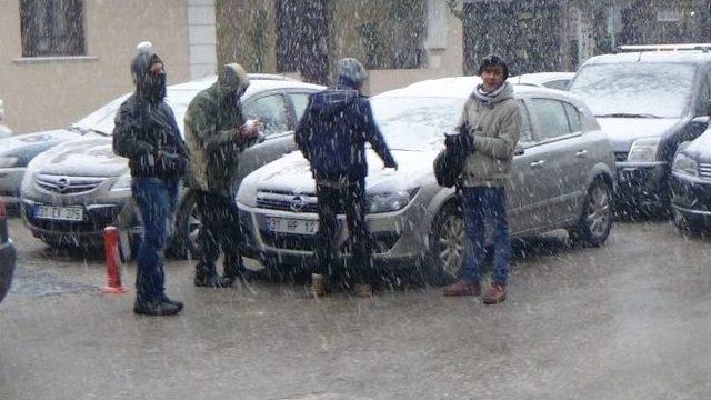 Hatay&rsquo;a 3 Yıl Aradan Sonra Kar Yağdı 3