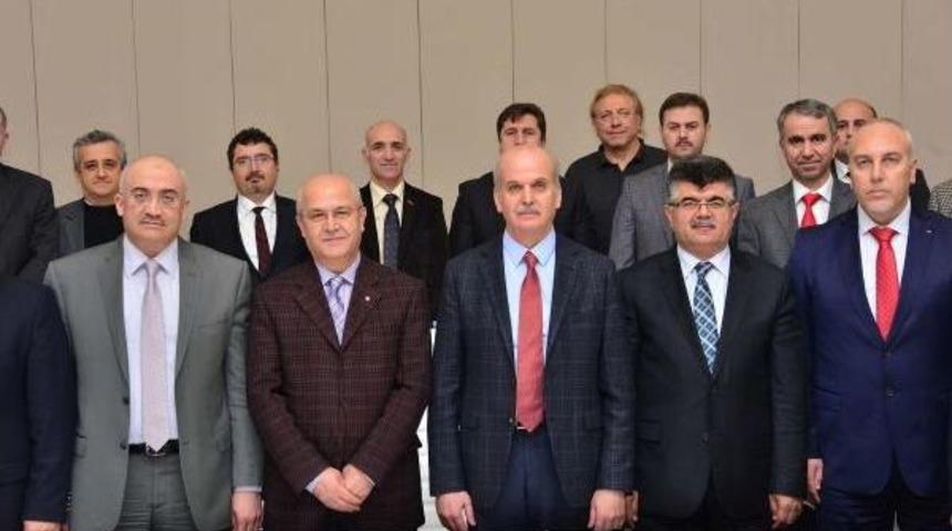 B&uuml;lent Arın&ccedil; Istedi, Celal Bayar &Uuml;niversitesi'nin Adı Değişti