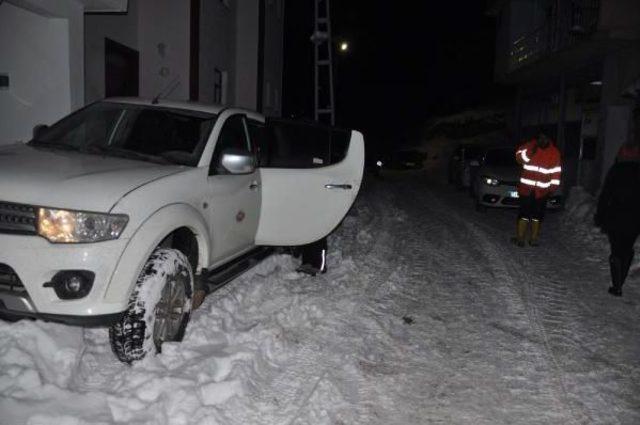 Çaykara'da Hes Inşaatına Çığ Düştü: 1 Ölü, 4 Kişi Kar Altında - Fotoğraf