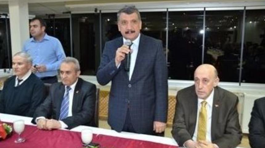 Başkan G&uuml;rkan, Basın Mensupları İle Biraraya Geldi