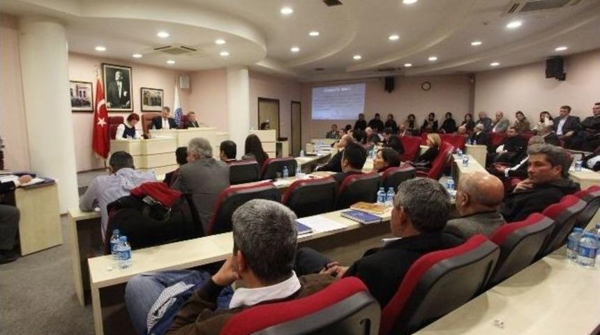 Meclis &Uuml;yeleri &Ccedil;in&rsquo;deki Akıllı Otopark Sistemlerini İnceledi