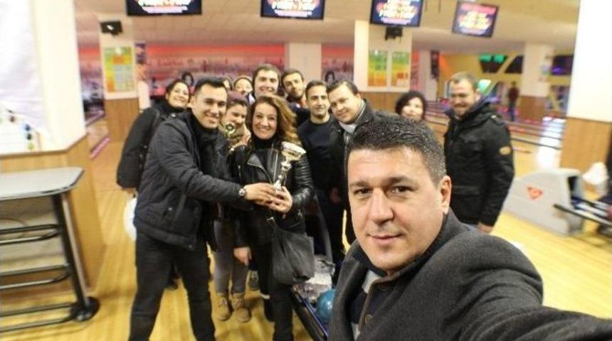 Gazeteciler Bowling Turnuvasında Buluştu