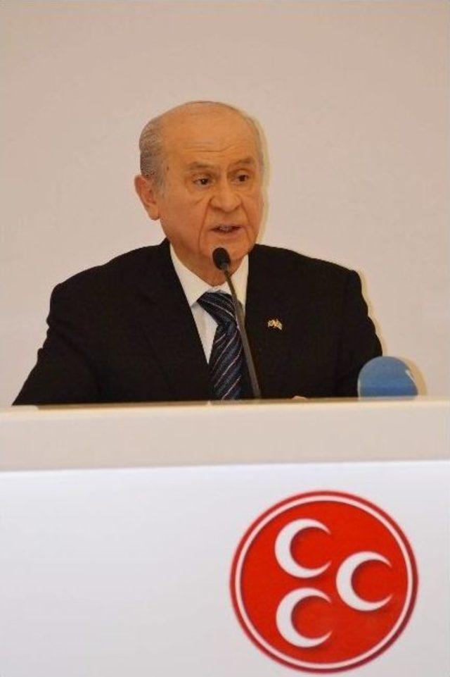 Bah&ccedil;eli: "&ccedil;alıyorlar Ama &Ccedil;alışıyorlar S&ouml;z&uuml; Bir Hırsızlık Uydurmasıdır" 1