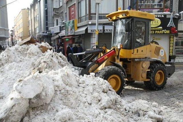 Odunpazarı’nda Karla Mücadele Çalışmaları