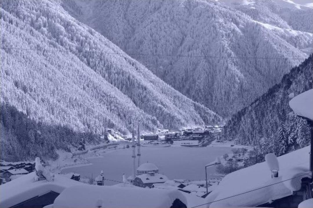 Turizm Cenneti Uzung&ouml;l&rsquo;den Kar Manzaraları