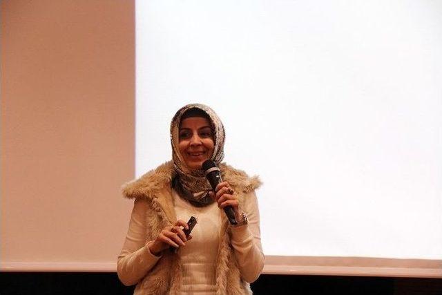 &ldquo;teknoloji Ve İnternet Bağımlığı&rdquo; Konulu Konferans Ger&ccedil;ekleşti 2