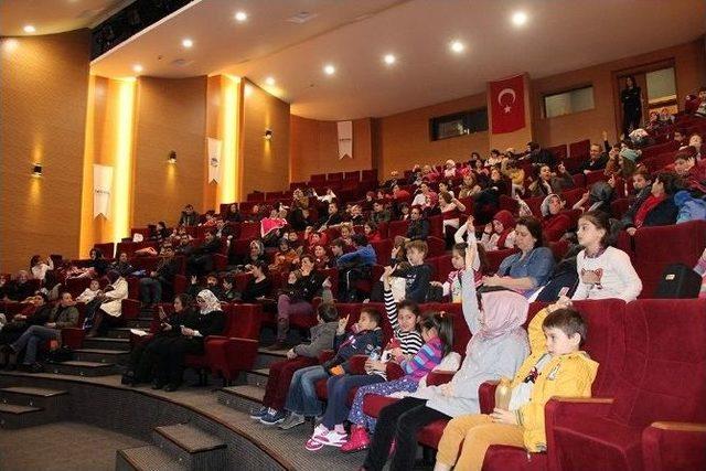 &ldquo;teknoloji Ve İnternet Bağımlığı&rdquo; Konulu Konferans Ger&ccedil;ekleşti 3
