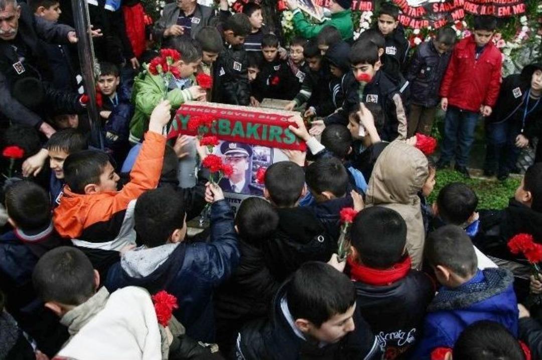 4 Yıl Sonra 102 Ali Gaffar Hendek&rsquo;e Geliyor