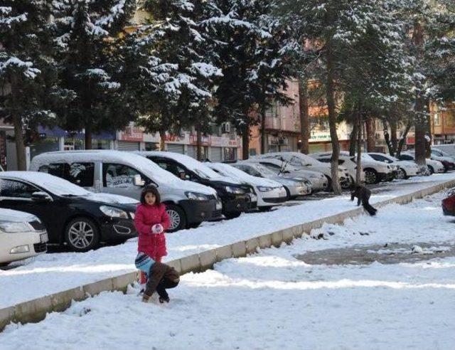 İslahiye’De Gece Kar Yağdı, Gündüz Güneş Açtı