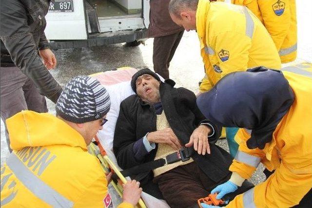 Yaşlı Adamın Yardımına Paletli Ambulans Yetişti 2