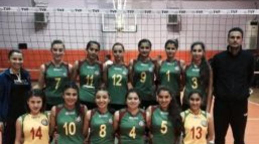 B&uuml;y&uuml;kşehir Voleybolda İl Şampiyonu Oldu