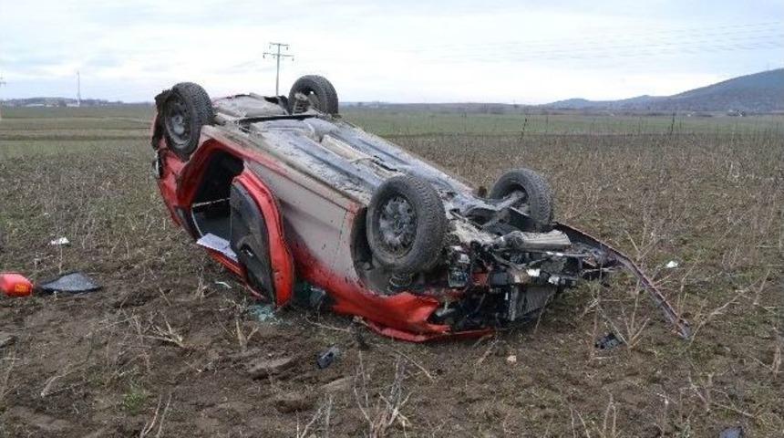 Ak Parti&rsquo;li Kadın Y&ouml;netici, Trafik Kazasında Ağır Yaralandı