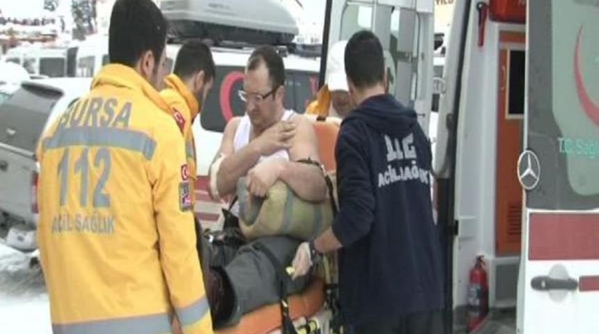 Uludağ&rsquo;Da Acemi Kayak&ccedil;ı Tehlikesi