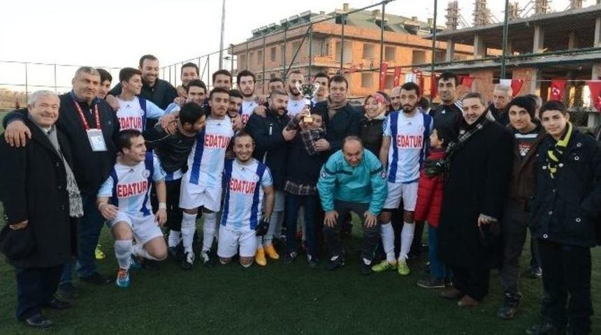 Beylikd&uuml;z&uuml;spor Bir &Uuml;st Lige Y&uuml;kseldi