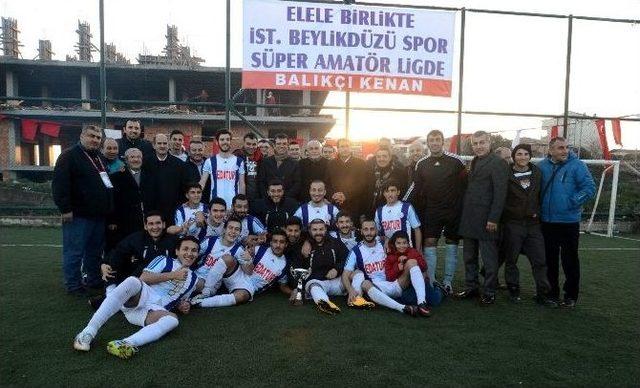 Beylikdüzüspor Bir Üst Lige Yükseldi