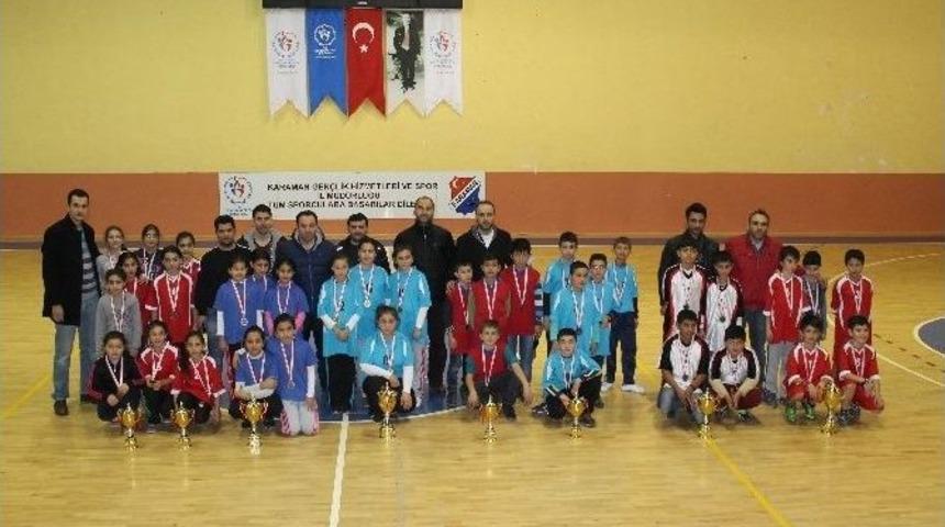 K&uuml;&ccedil;&uuml;kler Masa Tenisi M&uuml;sabakası Sona Erdi
