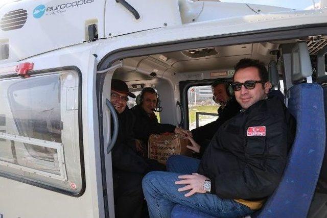 Helitaksi Mahsur Kalan Çobanlar İçin Havalandı 1