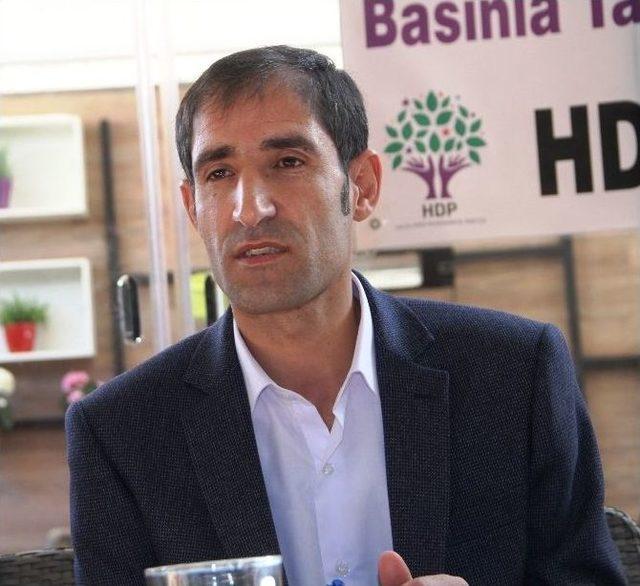 Hdp Basınla Bir Araya Geldi 2