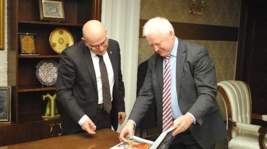 Rus Heyetten, &Ouml;zden&rsquo;e Ziyaret