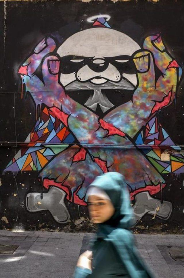 Tahsin Aydoğmuş un "devinimin G&ouml;rsel Dili" Sergisi Yarın A&ccedil;ılıyor 2