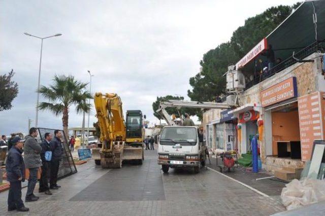 Altınkum'da Binalara Makyaj