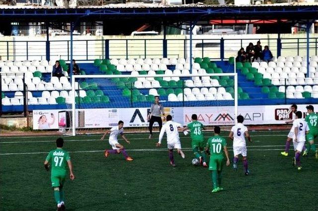 U19’lar Liderliğini Sürdürüyor