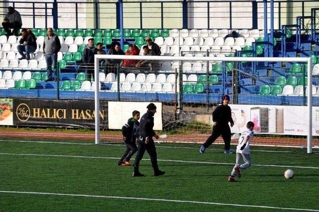 &Ccedil;evik Kuvvete Ge&ccedil;it Yok 1