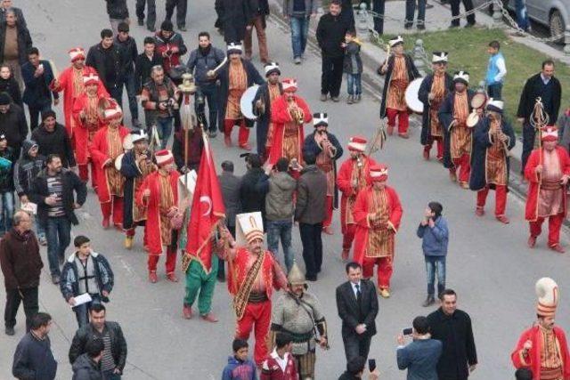 Boks Şampiyonası, Mehteranlı Kortej Yürüyüşüyle Başladı