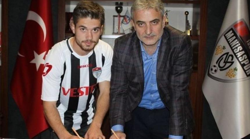 Manisaspor, Yusuf Akyel İle S&ouml;zleşme İmzaladı