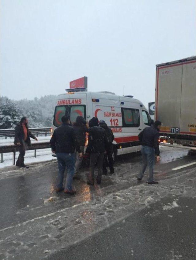 Fırtına Marmara'da Deniz Ulaşımını Aksatıyor - Ek Fotoğraflar