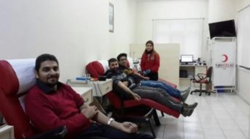 Ahas&rsquo;tan Kızılay&rsquo;a Kan Bağışı