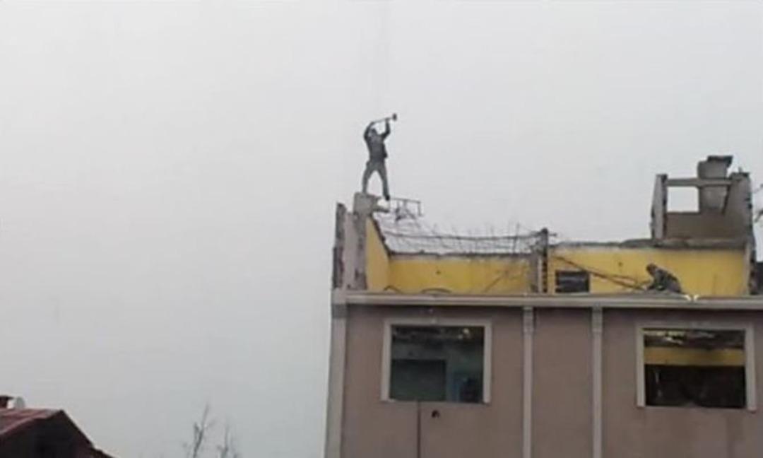 (&ouml;zel Haber) İp Cambazı Değil, İnşaat İş&ccedil;isi